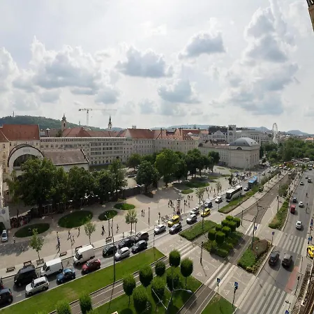 Charming Central Ring Road View Budapest